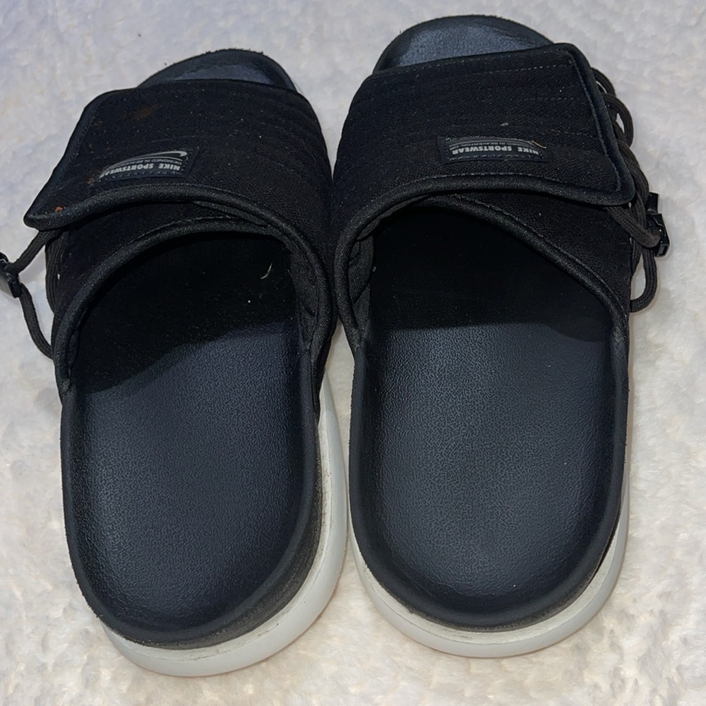 Nike Slides - Picture 3 of 10